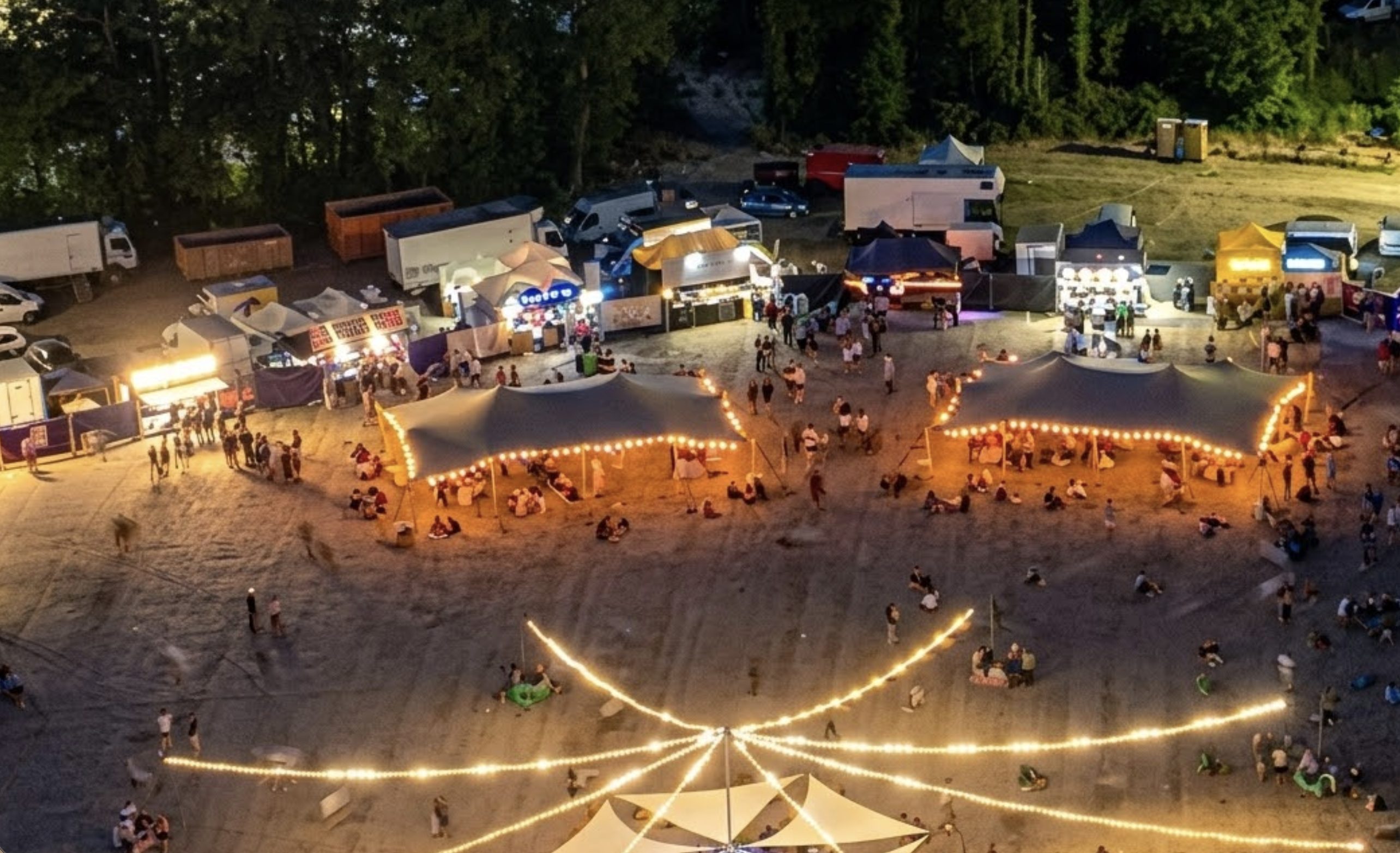 Vue aerienne festival nuit Beans Conspiracy